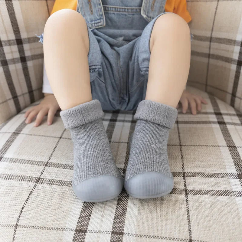 Winter Gray Sock Shoes - For Babies & Young Children Teeny Pandas