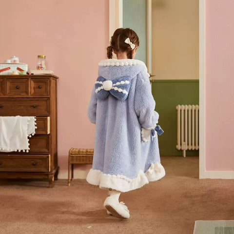 Hooded Kids Bathrobe for Girls – Winter Flannel Princess Nightgown